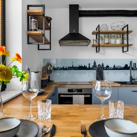 Targowa - 50m2, Location - By Rentujemy Apartment Warsaw